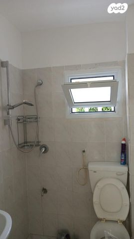 דירה, הבנים 4, ג' / מרכז מזרח העיר, רחובות