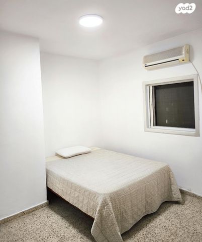 סאבלט, הכרמל 64, מרכז, כפר סבא