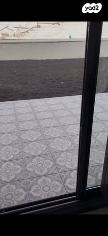 דירת גן, יצחק ארנסט נבנצל 1, מורדות ארנונה, ירושלים