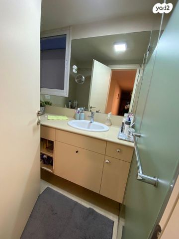 יחידת דיור, קהילת בבל 13, גולן, רמת השרון