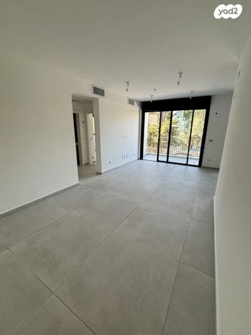 דירה, רב צעיר 14, הצפון החדש - צפון, תל אביב יפו