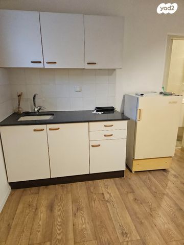 קליניקות, ביל"ו 8, לב תל אביב, לב העיר צפון, תל אביב יפו