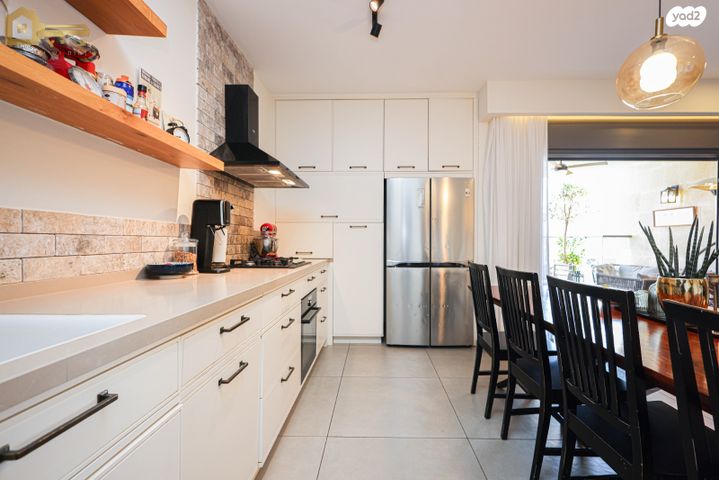 דירה, עבר הירדן, קרית אונו