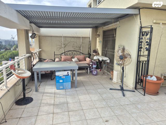 ד"ר אברהם אליהו הרכבי 