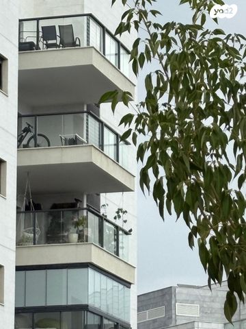 גדרה הצעירה