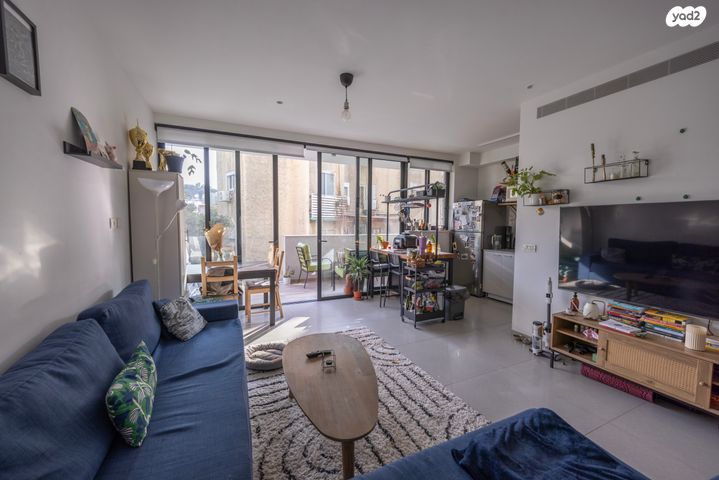 דירה, יונתן, בת גלים, חיפה