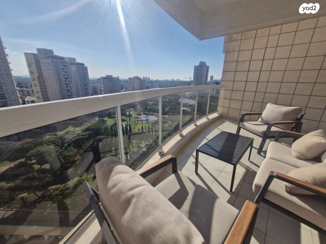 ד"ר יוחנן בדר 