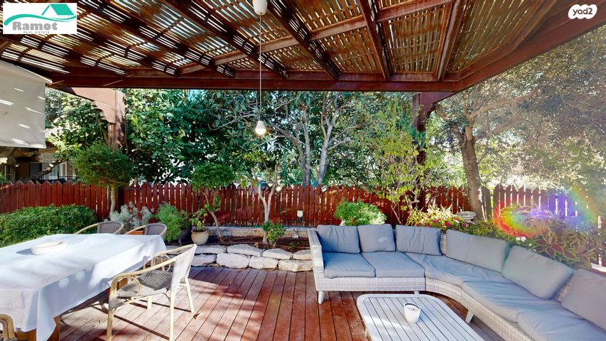 דו משפחתי, גבעון החדשה