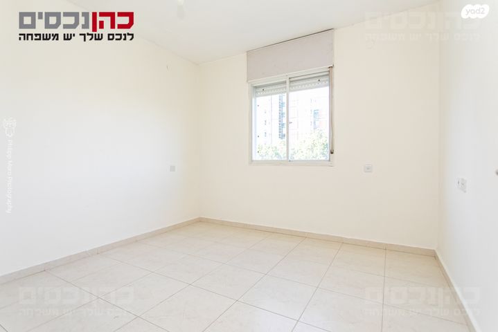 דירה, חסידי אומות העולם, רמת אלון, חיפה