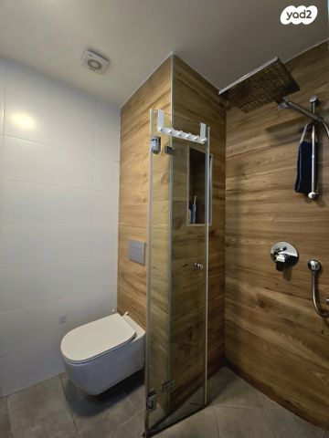 דירה, מכבי, נווה דוד רמז, רעננה