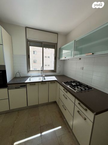 דירה, הגוש הגדול, רמת אביב החדשה, נופי ים, תל אביב יפו