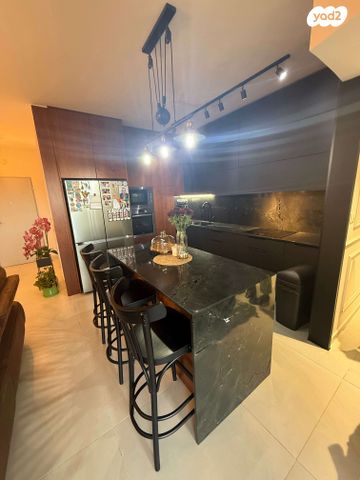 דירה, דרך השלום 33, הכרם ג', עכו