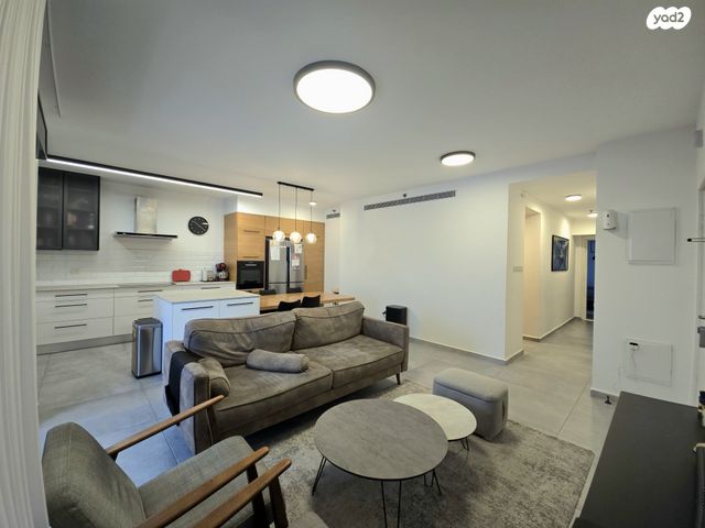 דירה, מכבי, נווה דוד רמז, רעננה