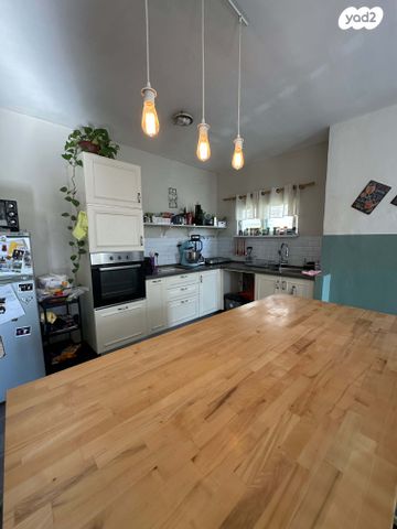 דירה, שכונת בן גוריון, מרכז העיר ג', רמת גן