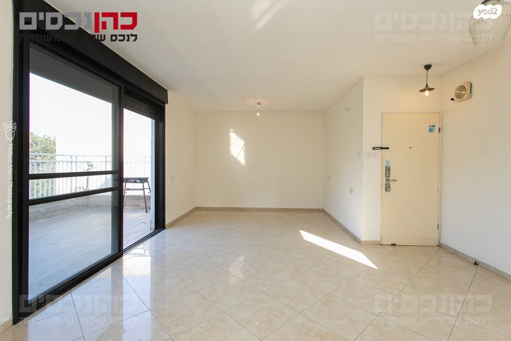 דירה, חסידי אומות העולם, רמת אלון, חיפה