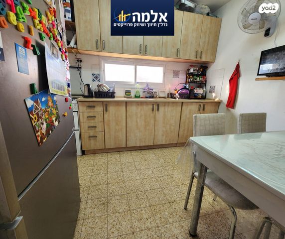 דירה, מצפה נבו, מצפה נבו, מעלה אדומים