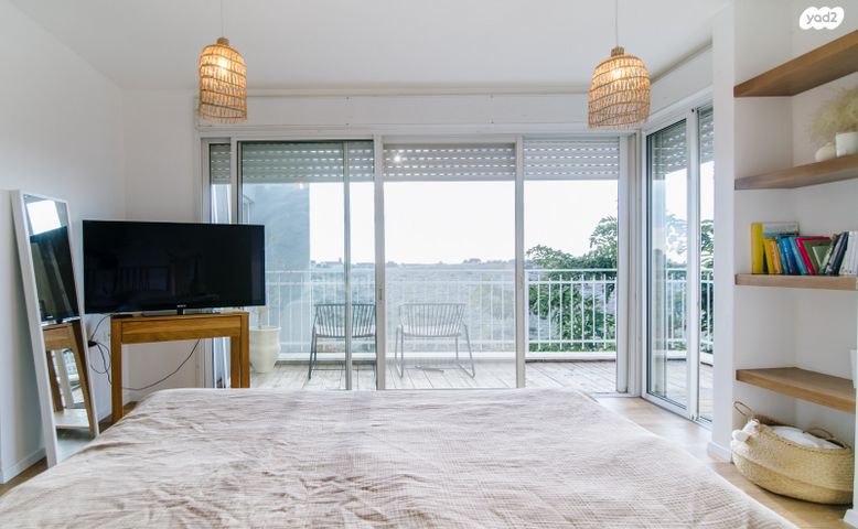 דו משפחתי, ארבל, אלפי מנשה