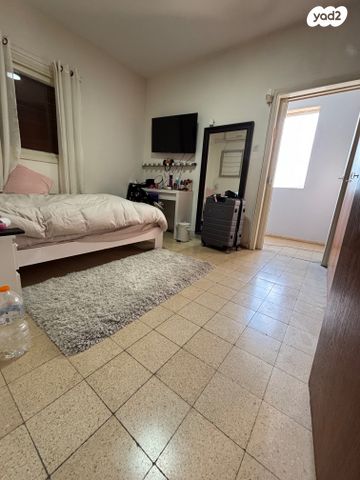 דירה, כצנלסון, פועלי הרכבת, גבעתיים