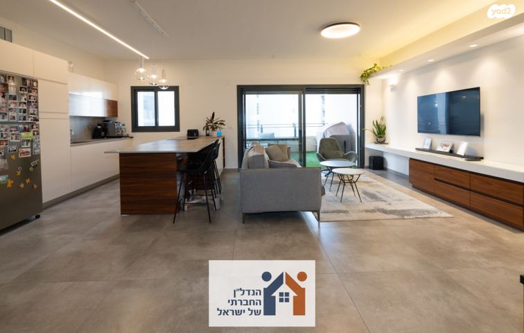 דירה, רעננה