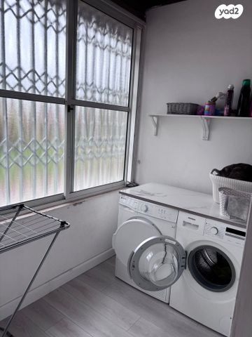 בית פרטי/ קוטג', רמות בן צבי, יבנה