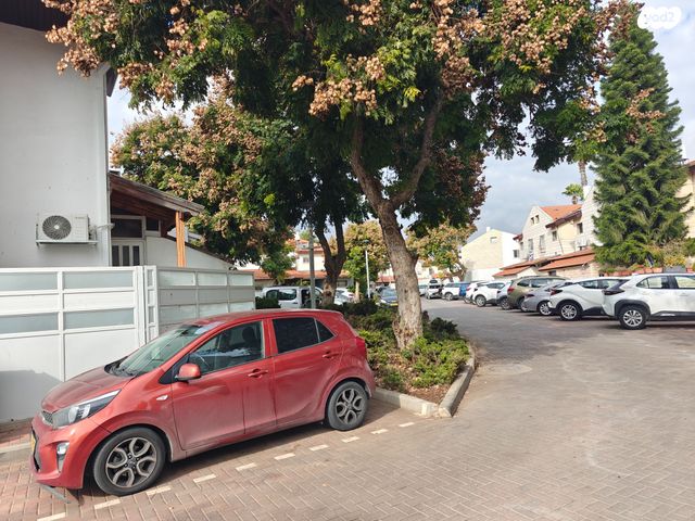 בית פרטי/ קוטג', רמות בן צבי, יבנה