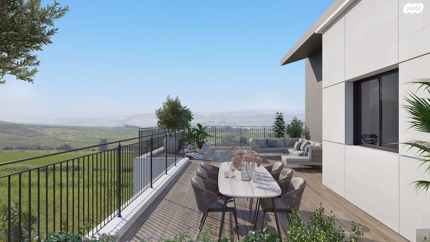 גג/ פנטהאוז