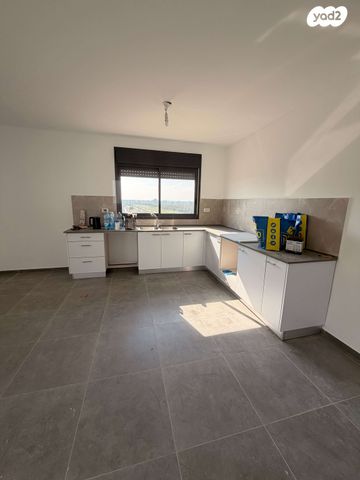 גן יבנה מערב