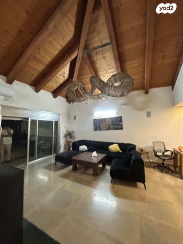 בית פרטי/ קוטג', עזרא, הארגזים, תל אביב יפו