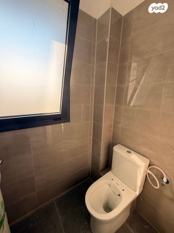 דירה, גן יבנה מערב, גן יבנה