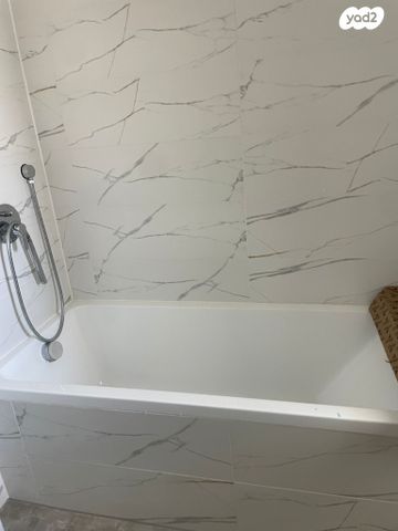 דירה, יעקב פיכמן, קרית אילון, חולון