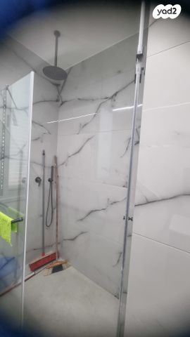 דירה, י"א באדר, נאות רחל, חולון