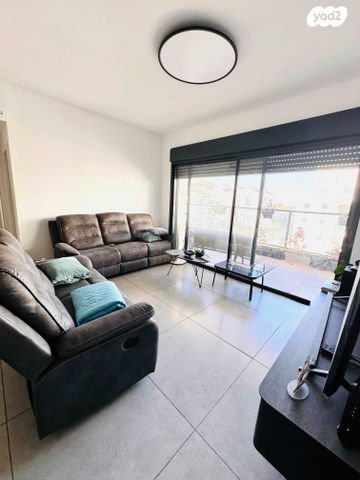 דירה, נווה זמר, רעננה