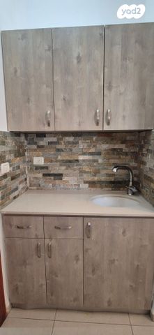 דירה, גיבורי גטו וארשה, רמת אשכול, חיפה