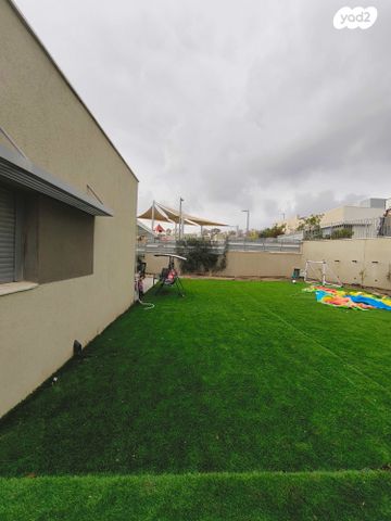 בית פרטי/ קוטג', מיתר / כרמית