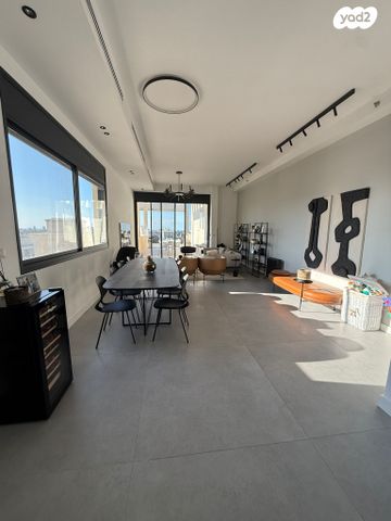 גג/ פנטהאוז, הרצליה הירוקה, נווה עובד, הרצליה