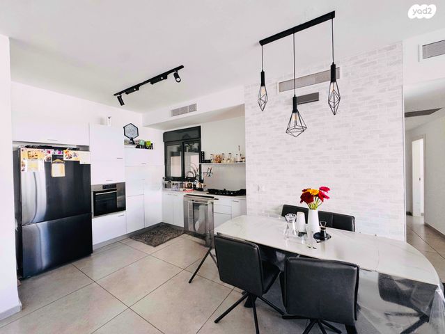 דירה, נווה זמר, רעננה