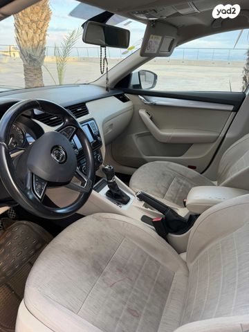 סקודה אוקטביה 