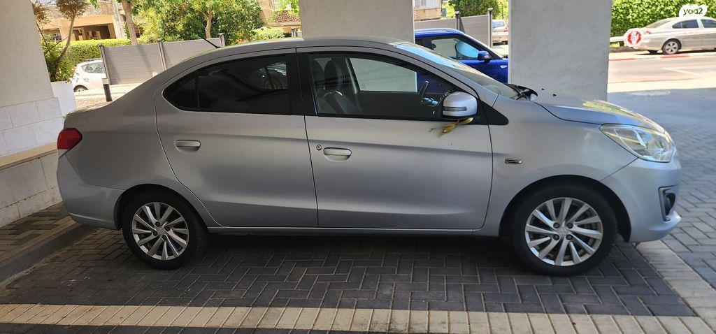 מודעת רכב מיצובישי אטראז'