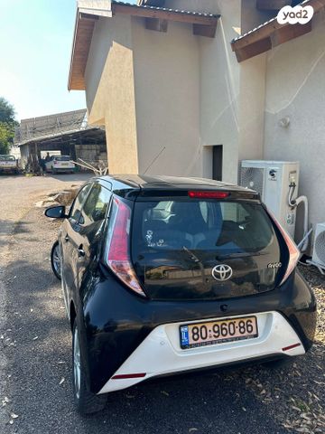 מודעת רכב טויוטה אייגו