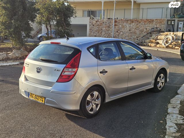 יונדאי i30