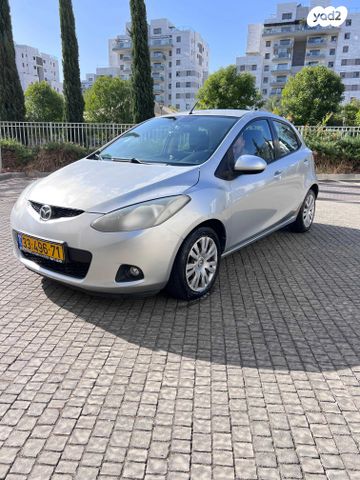 מודעת רכב מאזדה 2