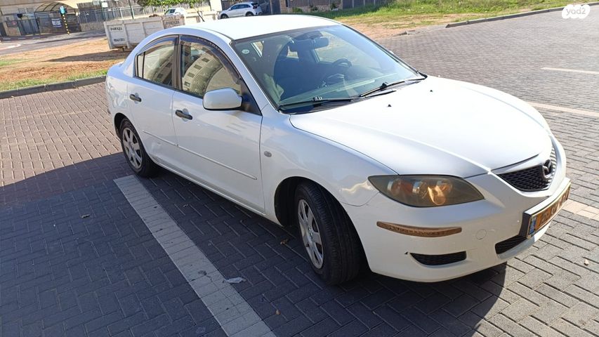 מודעת רכב מאזדה 3