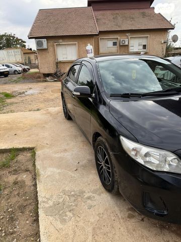 טויוטה קורולה