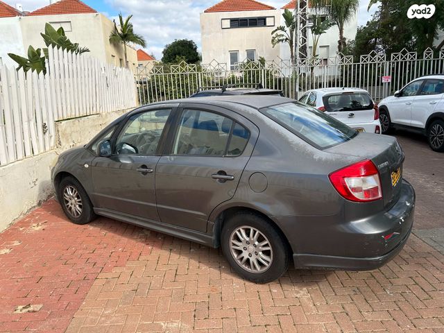 סוזוקי SX4