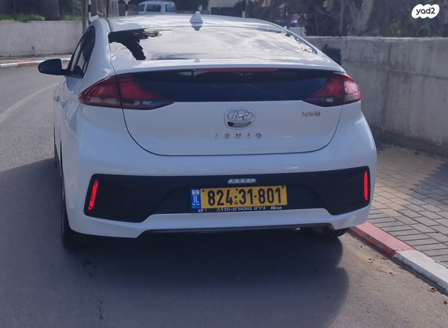 יונדאי איוניק