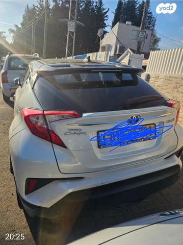 טויוטה C-HR