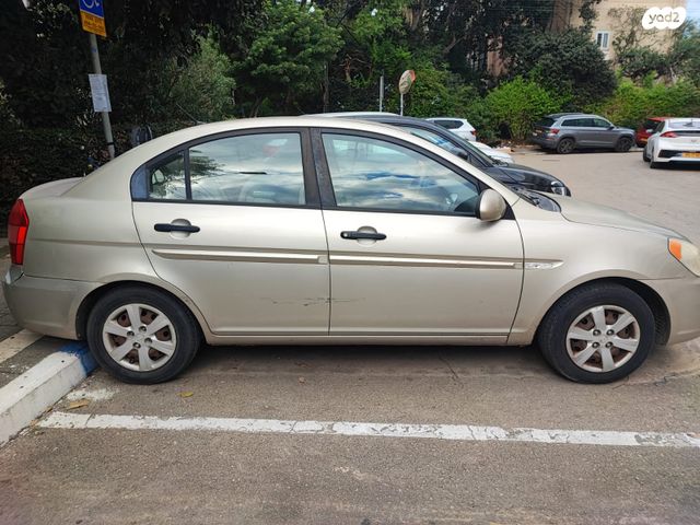 יונדאי אקסנט i25