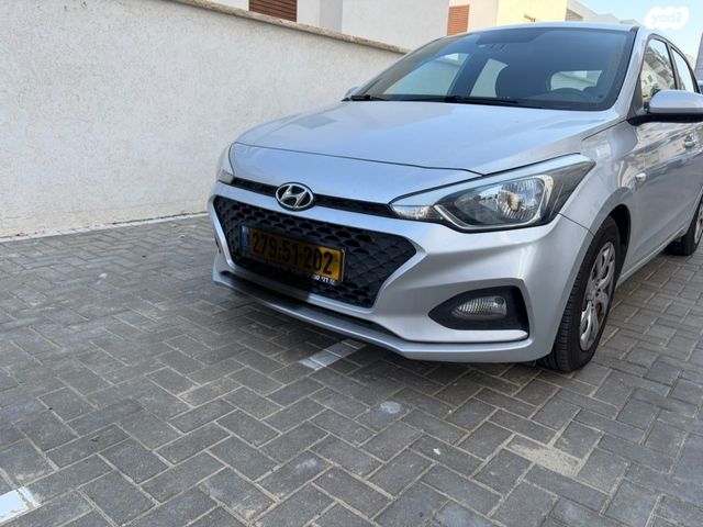 מודעת רכב יונדאי i20