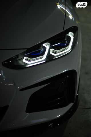 מודעת רכב ב מ וו סדרה 4