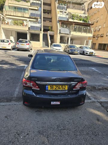מודעת רכב טויוטה קורולה